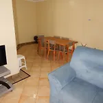 Confortavel E Bem Localizado 3 Quartos Na Praia Do Forte - Cf11